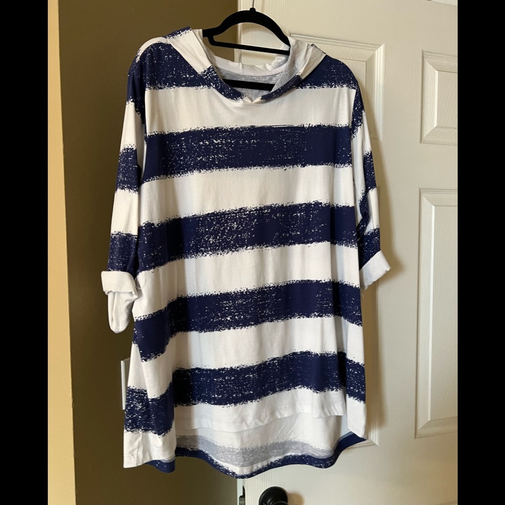 D&co hooded tunic 3x